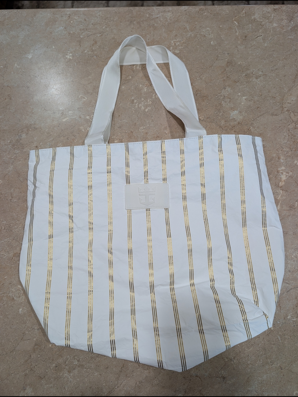 Aloha Collection X Royal Caribbean Day Tripper Tote White And Gold